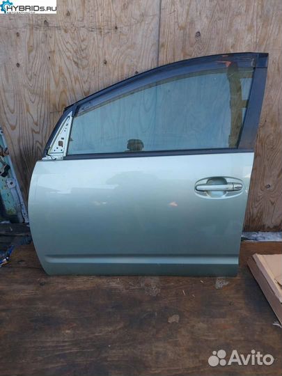 Дверь передняя левая Toyota Prius 2 NHW20