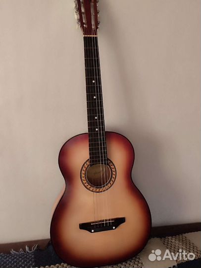 Акустическая гитара