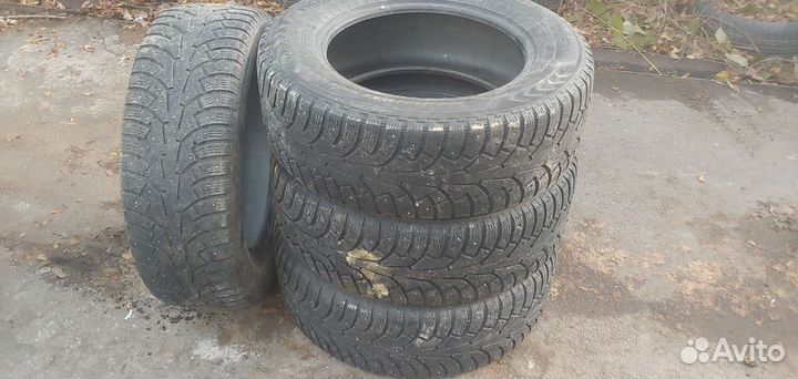 Nokian Tyres Hakkapeliitta 5 235/65 R17