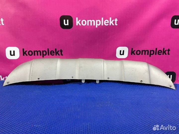 Накладка переднего бампера