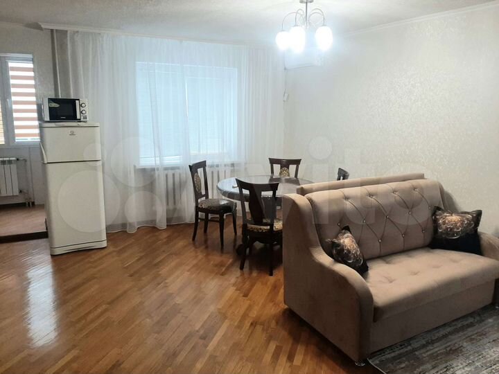 2-к. квартира, 52 м², 2/5 эт.