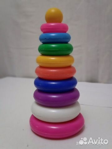 Пирамидка пластмассовая