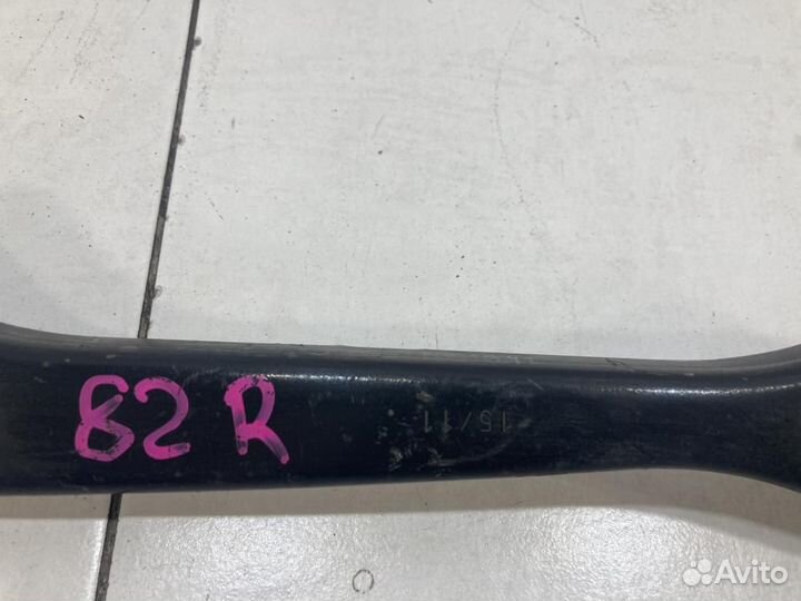 Рычаг задний верхний правый Volkswagen Passat B7 (2010—2015)