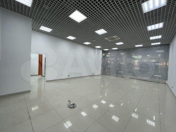 Аренда, Торговое помещение в ТЦ, Площадь 85м²