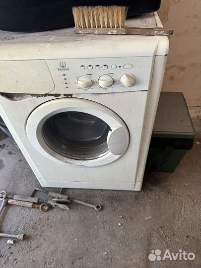 Стиральная машина indesit