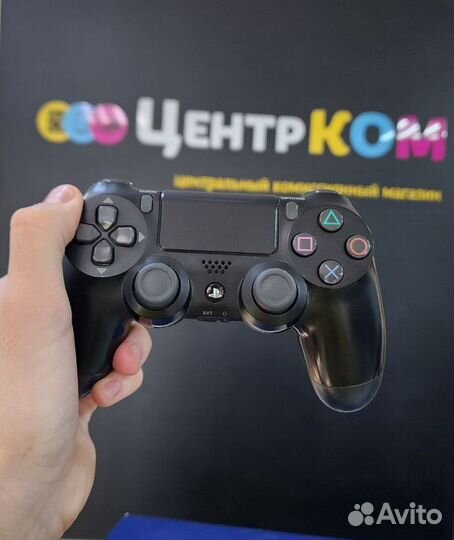 PlayStation 4 Pro 1TB + 3 Игры + 2 геймпада
