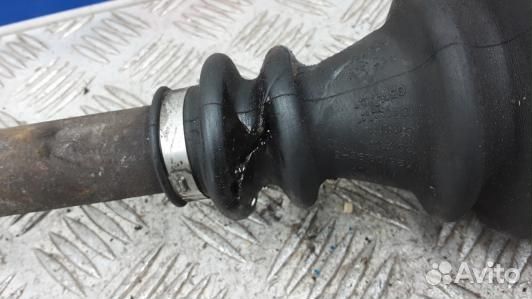 Привод передний правый opel vivaro (JDN25N101)