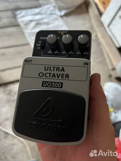 Behringer UO300 Ultra Octaver педаль эффектов