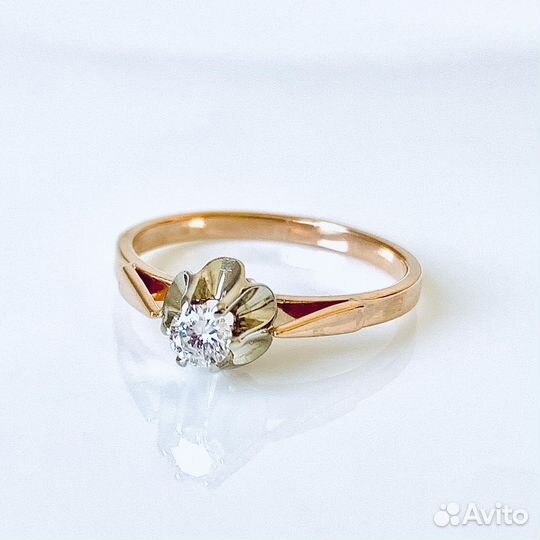 Золотое кольцо с бриллиантом 583 проба