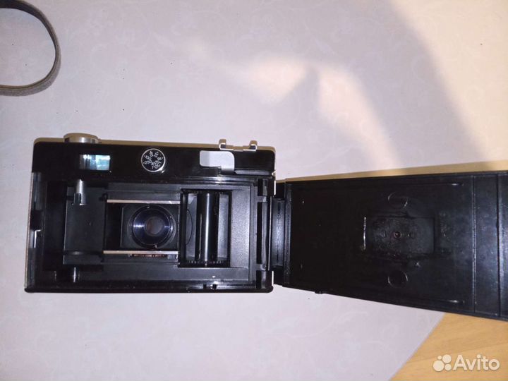 Пленочный фотоаппарат