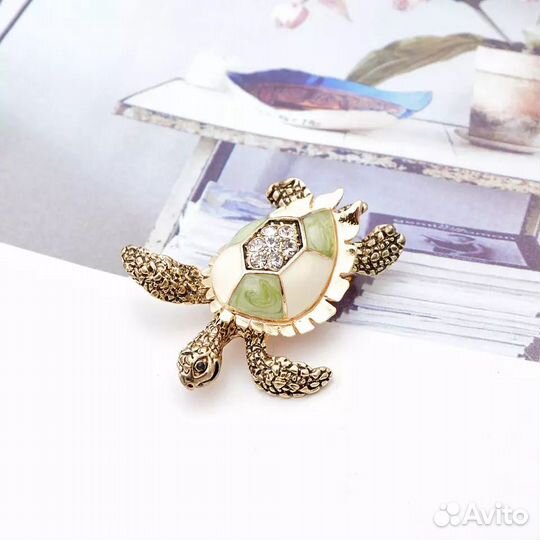 Брошка черепашка