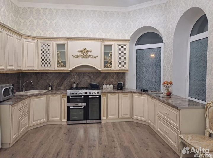 Кухонные гарнитуры