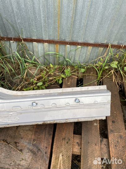 Порог правый Ford Focus 3