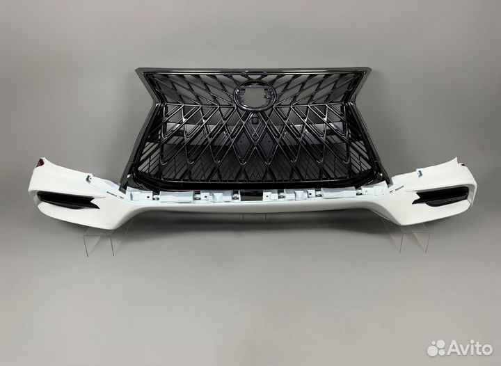 Обвес Lexus LX450d TRD Superior Белый GBT K2201