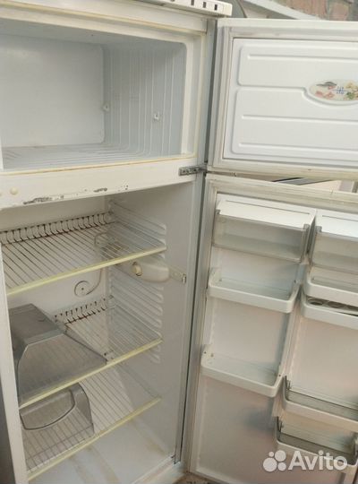 Холодильник