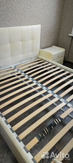 Кровать двухспальная 160 200 бу