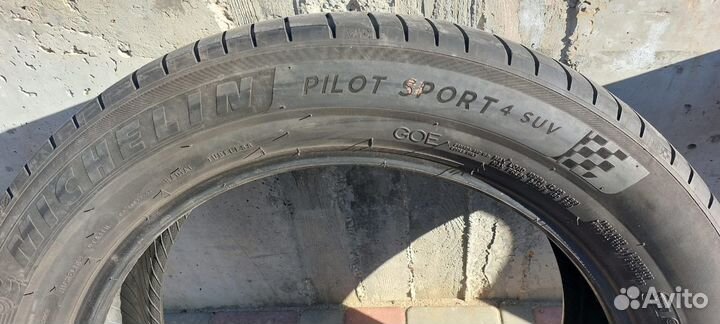 Michelin Pilot Sport 4 SUV 265/50 R20