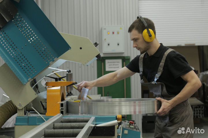 Штамповщик с проживанием