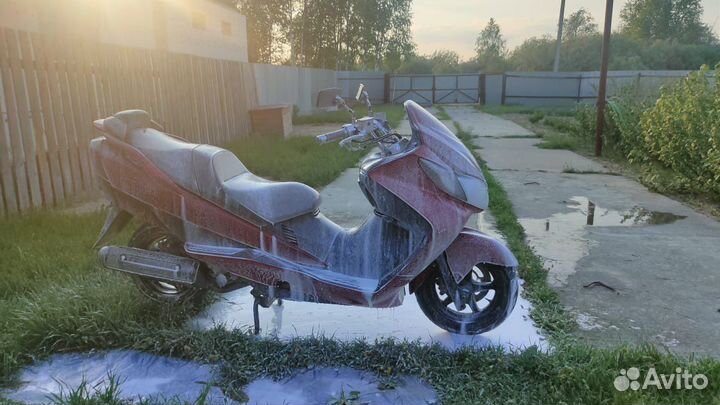 Suzuki skywave 250
