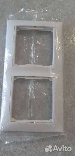 Розетка для интернета Леград