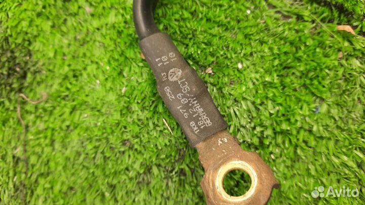 Клемма аккумулятора минус Volkswagen Passat B7 1.4