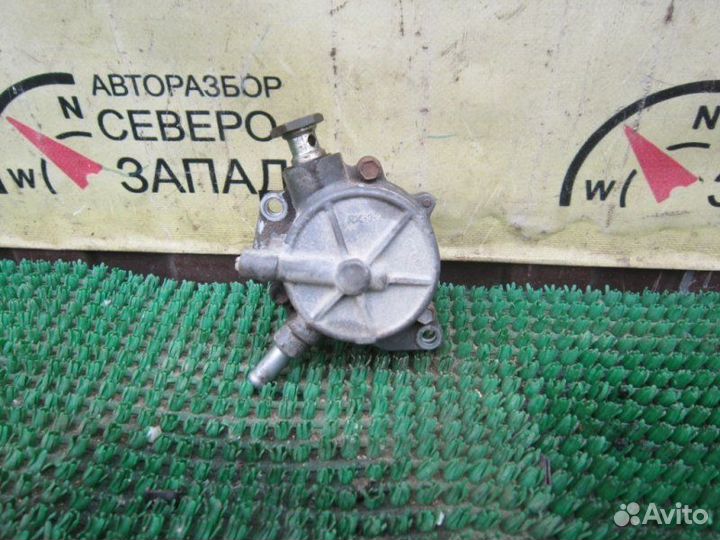 Вакуумный насос тормозной системы Mitsubishi L200