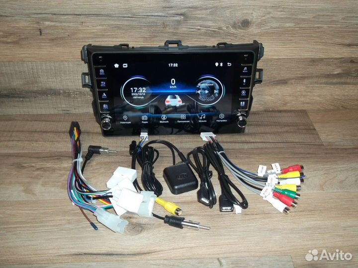 Магнитола Toyota Corolla Android с крутилками
