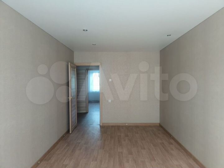 2-к. квартира, 67 м², 1/10 эт.