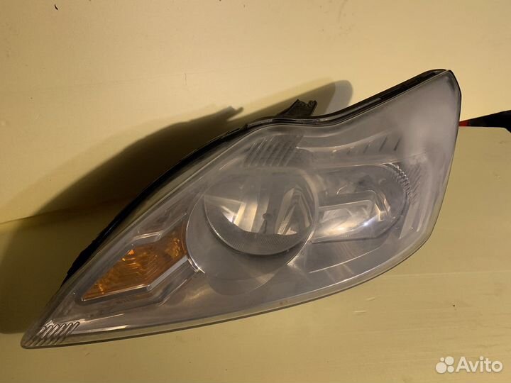 Фара форт фокус 2 левая