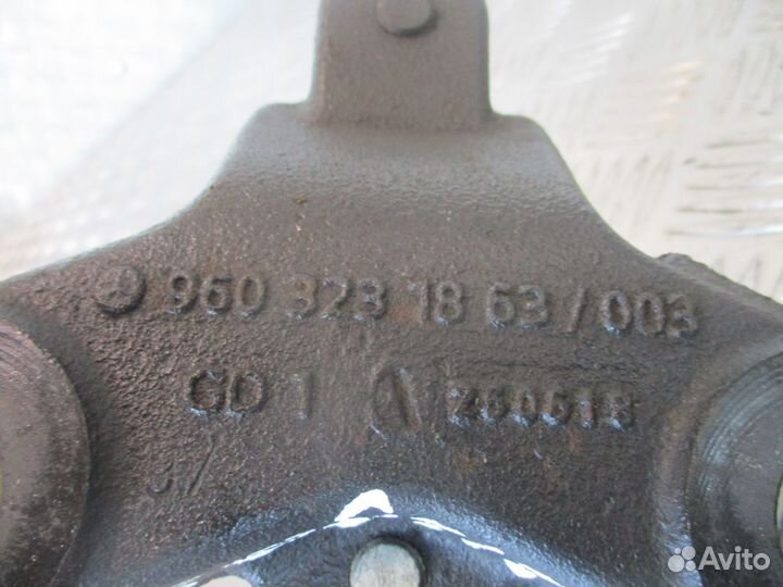 Опорный кронштейн стабилизатора Mercedes-Benz A960