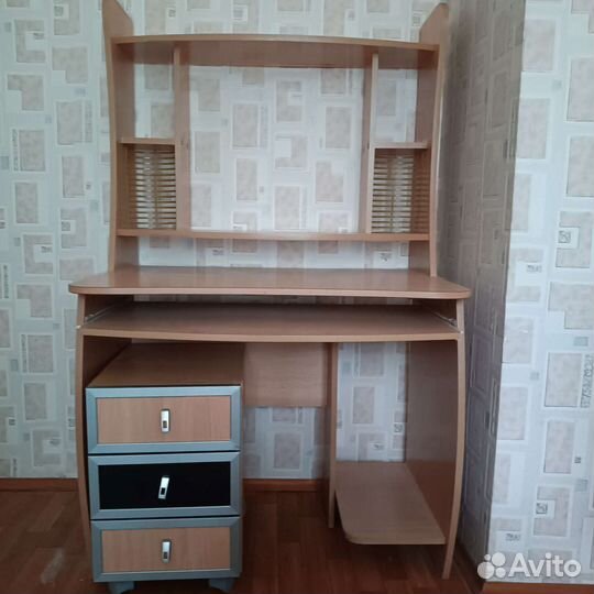 Компьютерный стол бу