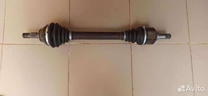 Привод левый пежо 408 308 3272.LG