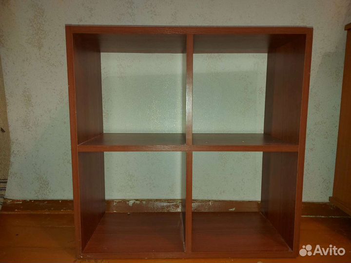 Полка книжная