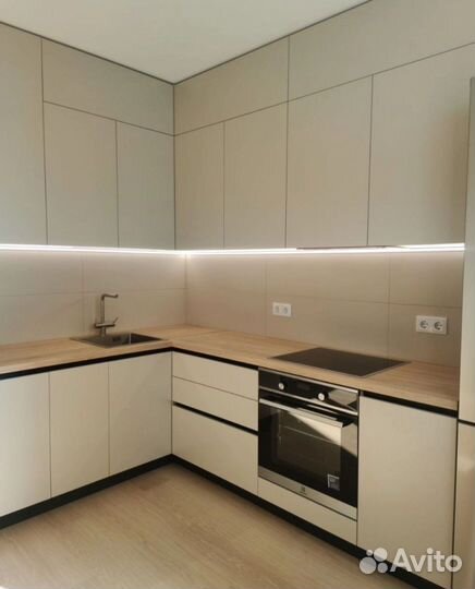 Кухни и шкафы на заказ