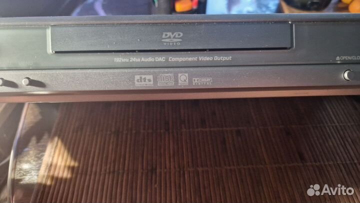 Dvd плеер Toshiba SD-330E