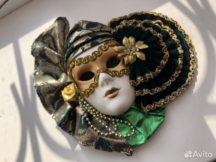 Венецианская маска