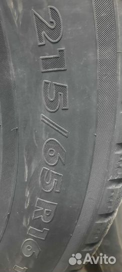 Nokian Tyres Hakkapeliitta 7 215/65 R16