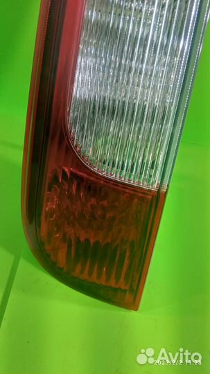 Фонарь задний левый для Ford C-MAX 2004-2008