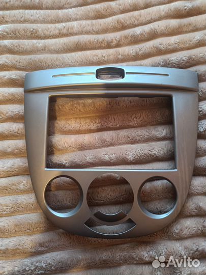 Рамка автомагнитолы Шевроле Лачетти