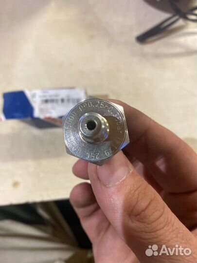 Датчик давления масла