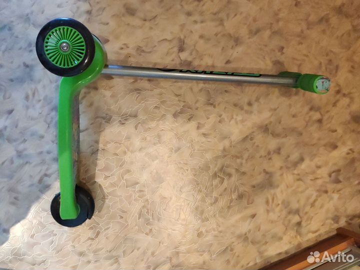 Самокат детский трехколесный kreiss