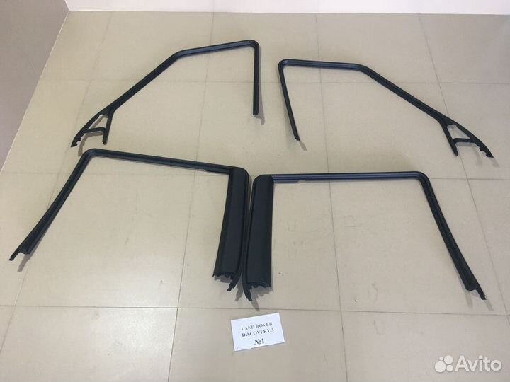 Обшивки и накладки салона Land Rover Discovery 3