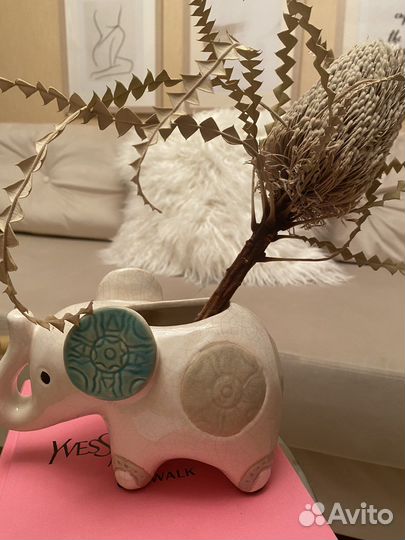 Кашпо для цветов