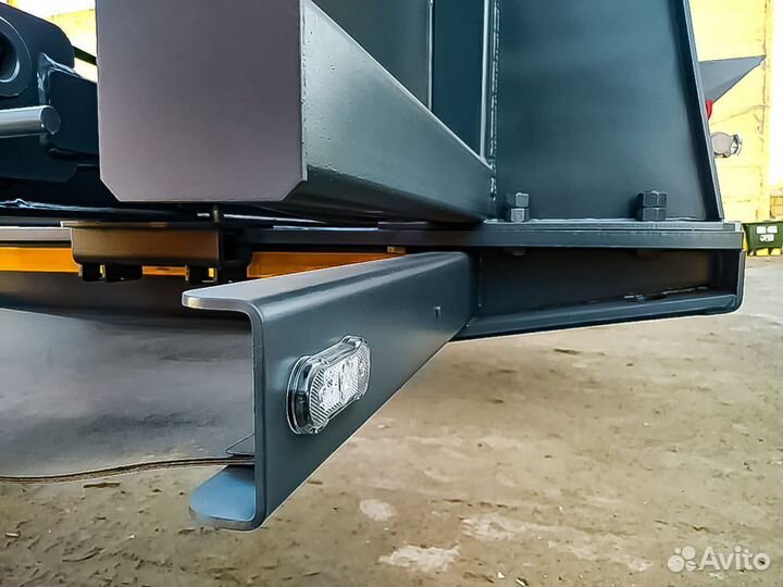 Полуприцеп лесовоз (сортиментовоз) СпецАвто-Восток (САВ) 99402С, 2023