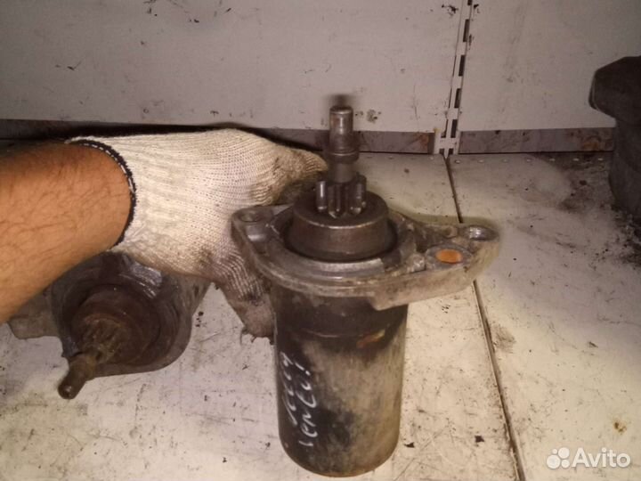 Стартер для Фольксваген Гольф 2.3