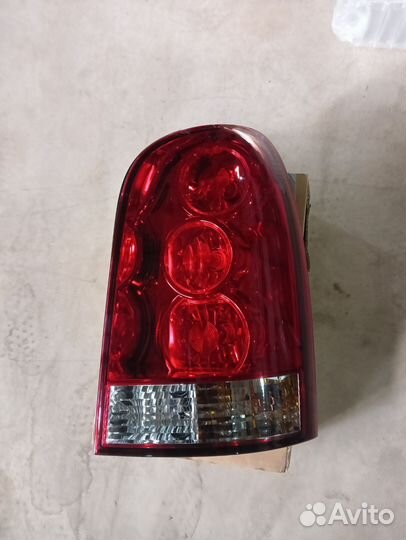 Фонарь задний правый Ssang Yong Rexton 1