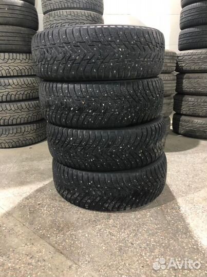 Nokian Tyres Hakkapeliitta 8 SUV 235/55 R20 102T