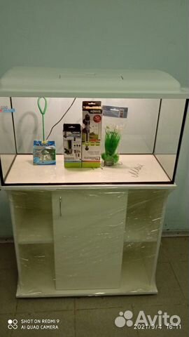 Аквариум с освещением и тумбой белый