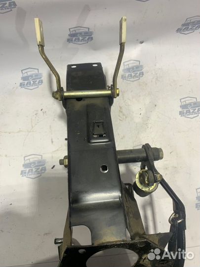 Педальный узел Bmw 7-Series E32 M30B30 1988