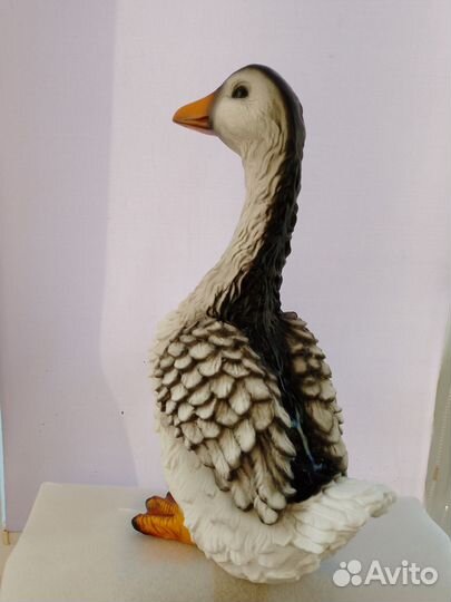 Садовая фигура Гусь